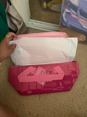 Pink Insulated Lunch Tote with Palm Print